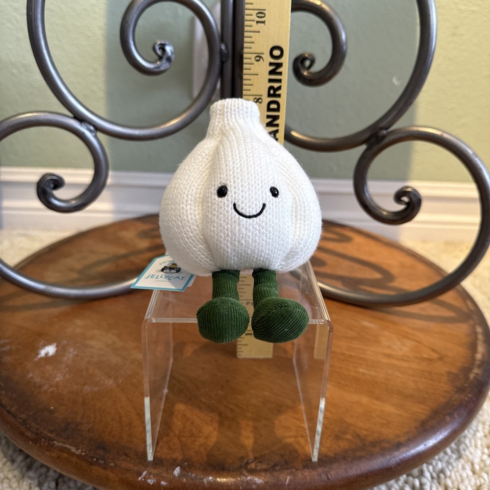 JELLYCAT Amuseable Garlic Plush Toy NWT